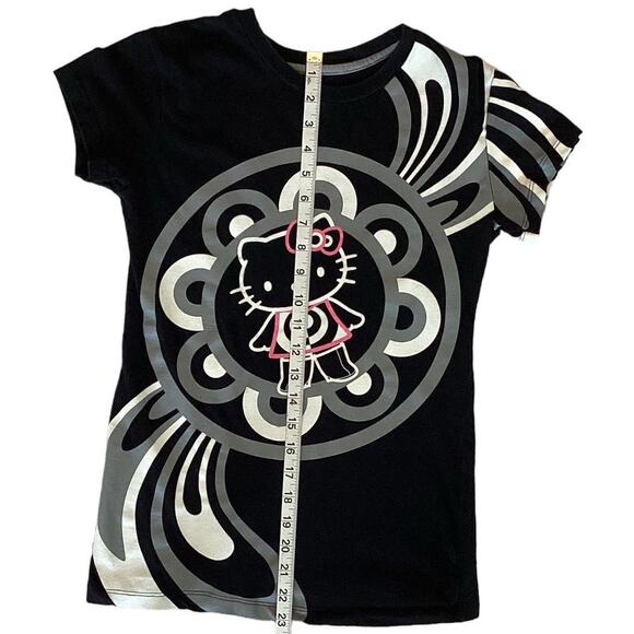 M.A.C. x Hello Kitty Womens T-Shirt Black 2 or S Limited Edition Rare Unique - Picture 8 of 12